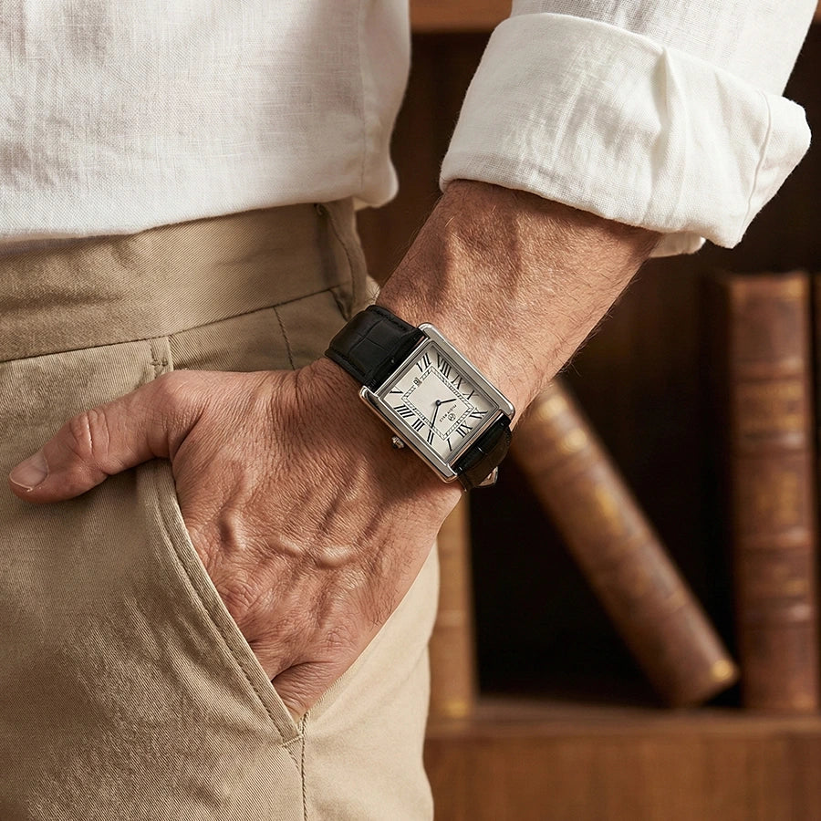 Relógio masculino Solenne Black de couro na cor Preta, modelo clássico