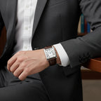 Relógio Maculino de Couro Solenne Brown